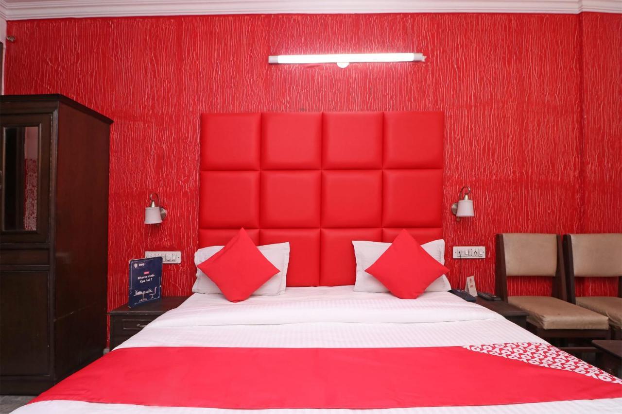 Oyo 29304 Hotel Pooja Yamunānagar Екстериор снимка